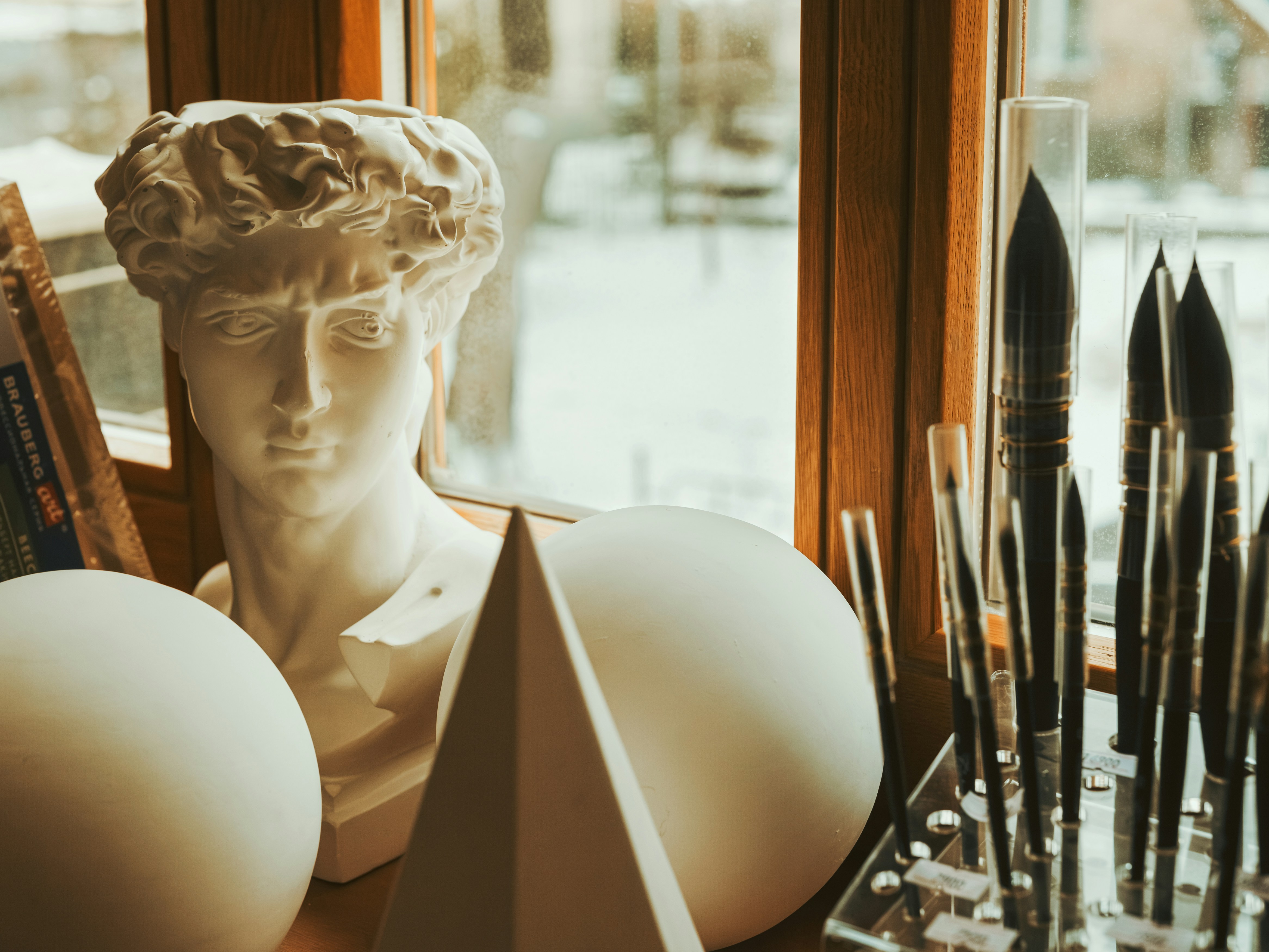 Squarespace vs site sur mesure pour artiste : ce que les comparatifs ne disent pas